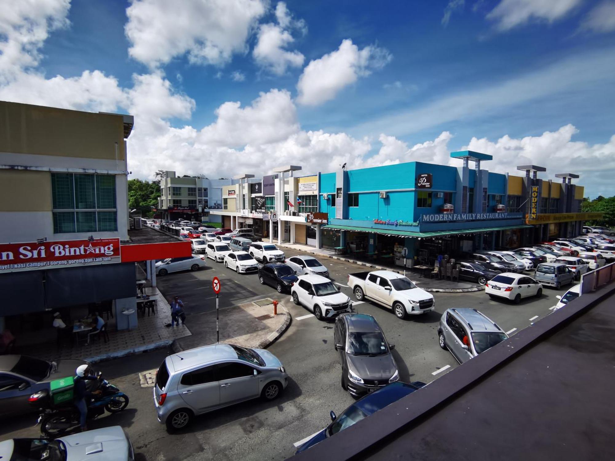 Hotel Prima Sandakan Bagian luar foto